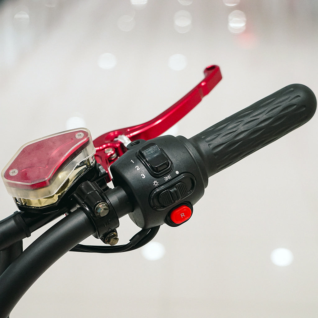CRONY NEW X1 Harley Electrocar car With BT Speaker Electrocar car Scooter Red