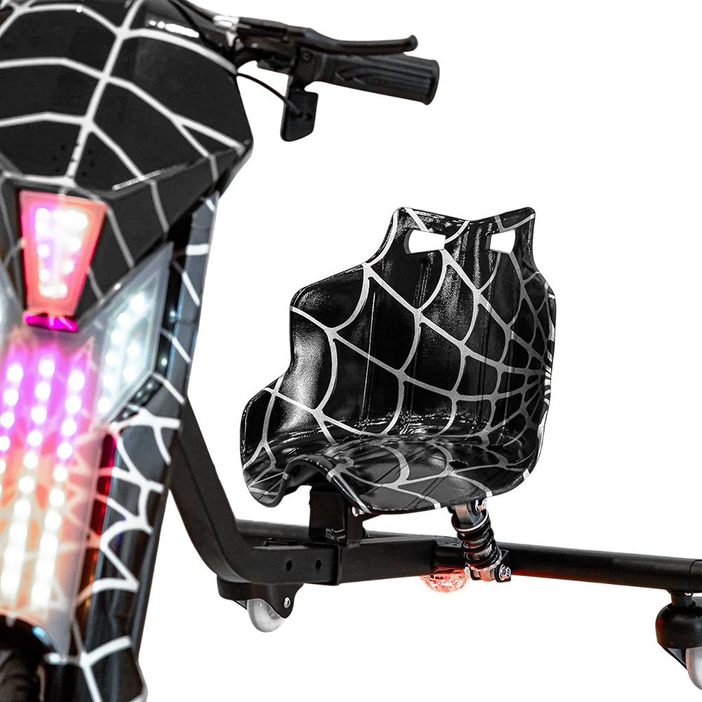 سيارة انزلاق جاهزة للقيادة من نوع V CRONY D02 بحجم 8 بوصات بسرعة 18 كم/س مع أضواء LED ومكبر صوت بلوتوث